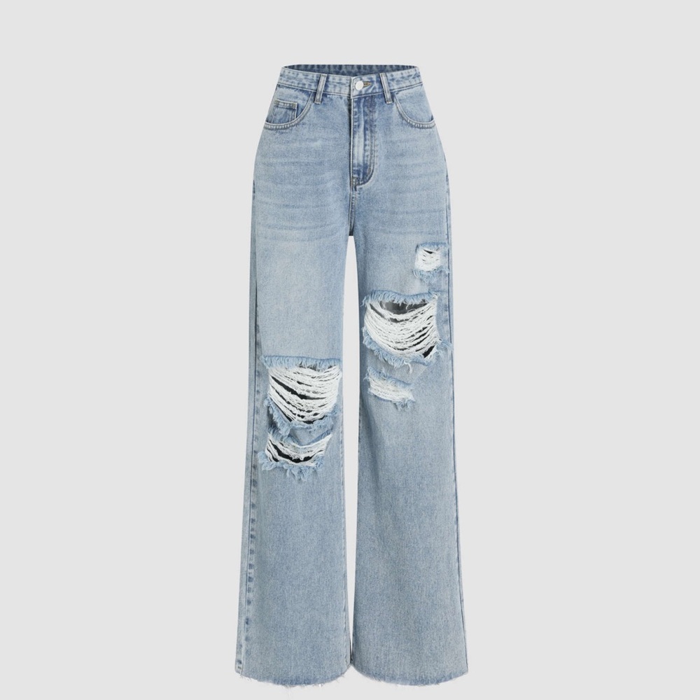 NWT. Cider ripped jeans. Size 10.